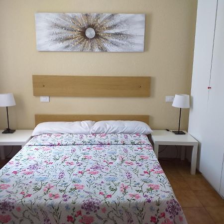 Picasso Apartamento Vecindario  Ngoại thất bức ảnh